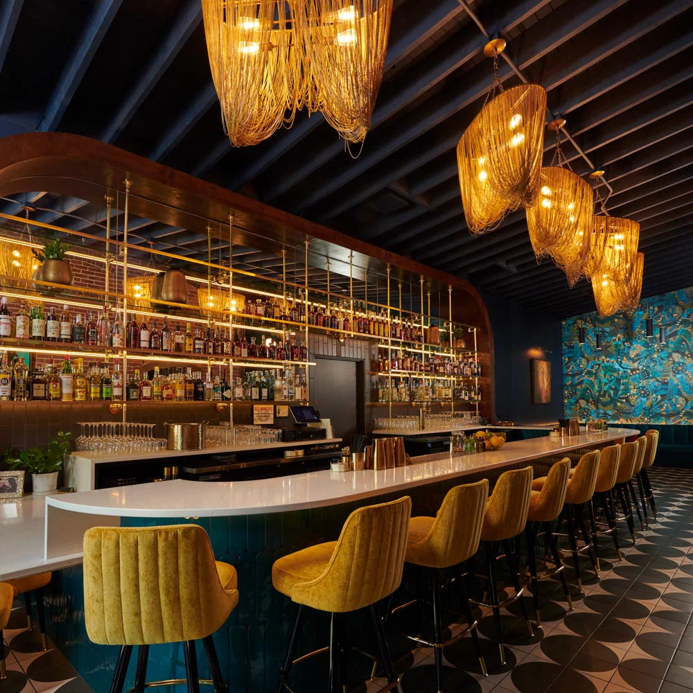 Restaurants & Bars